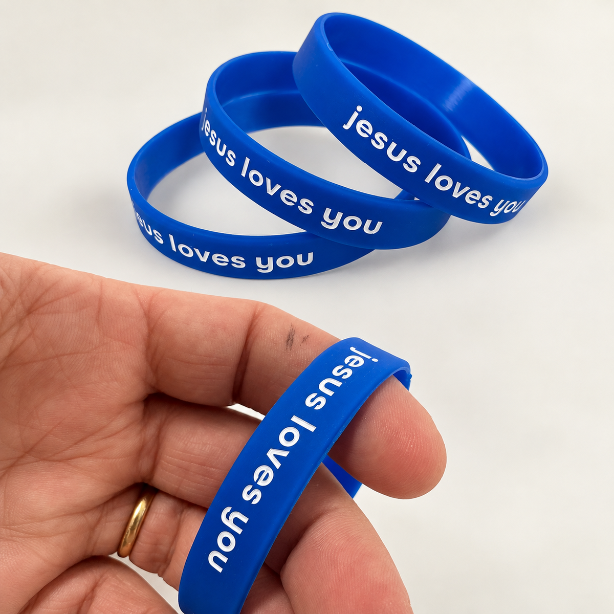 Bracelet Jesus Loves You