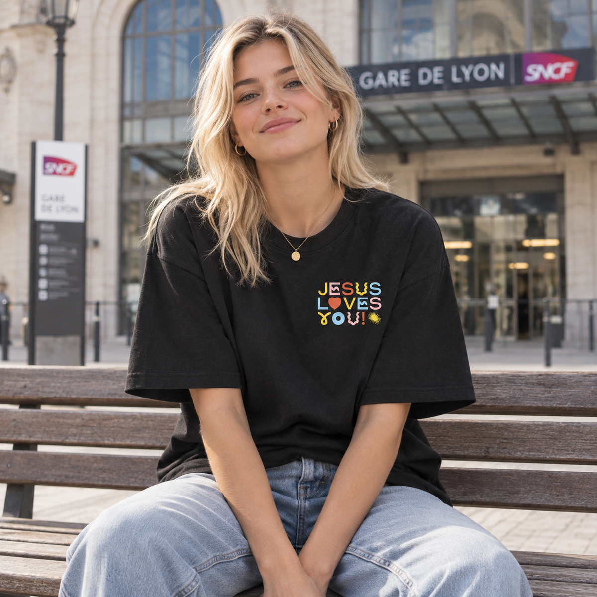 Jesus Loves You - T-shirt unisexe Oversize