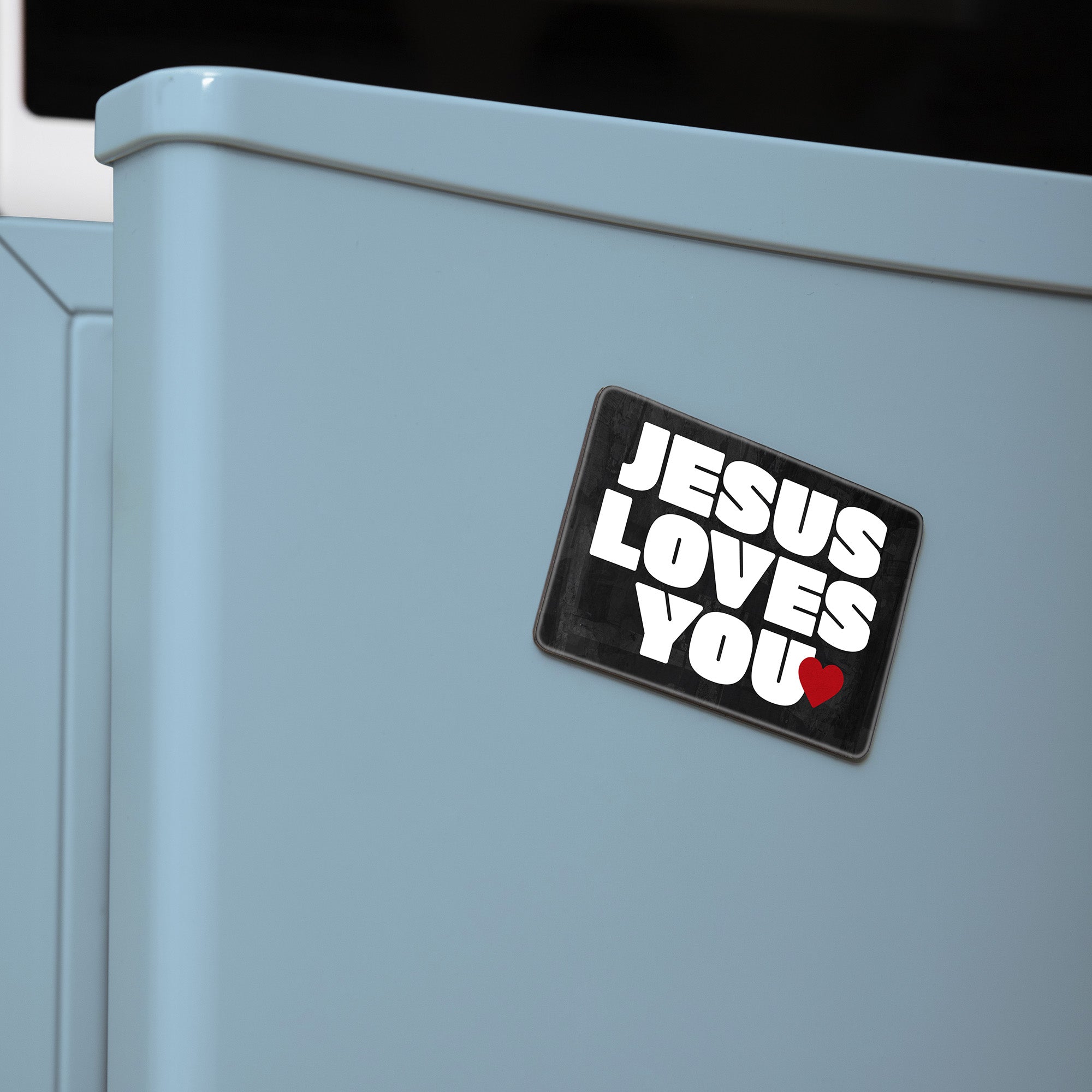 Magnet Jesus Loves You
